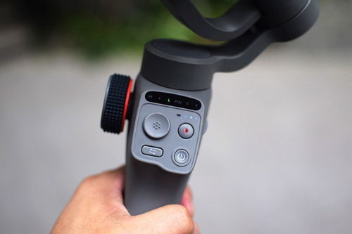 穩(wěn)字當(dāng)先，AI智能追蹤 逗映Capture 5手機(jī)穩(wěn)定器，你的專(zhuān)業(yè)拍攝利器